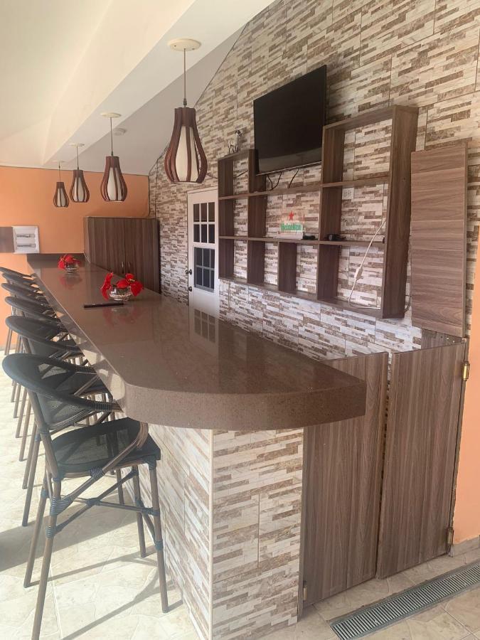 Omira Apartment Suites Willemstad Ngoại thất bức ảnh